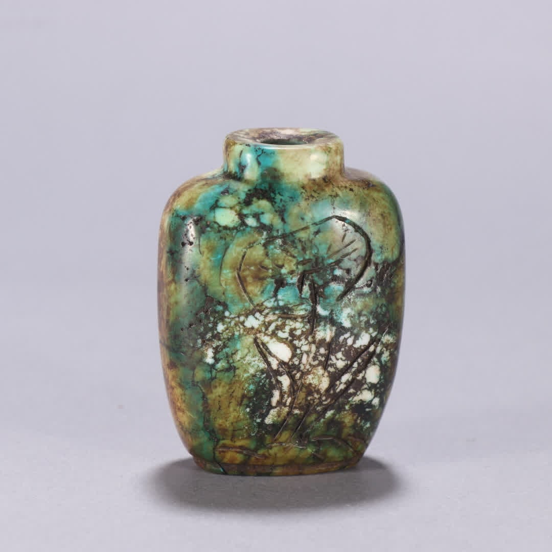 A turquoise lotus leaf-patterned snuff bottle - 4