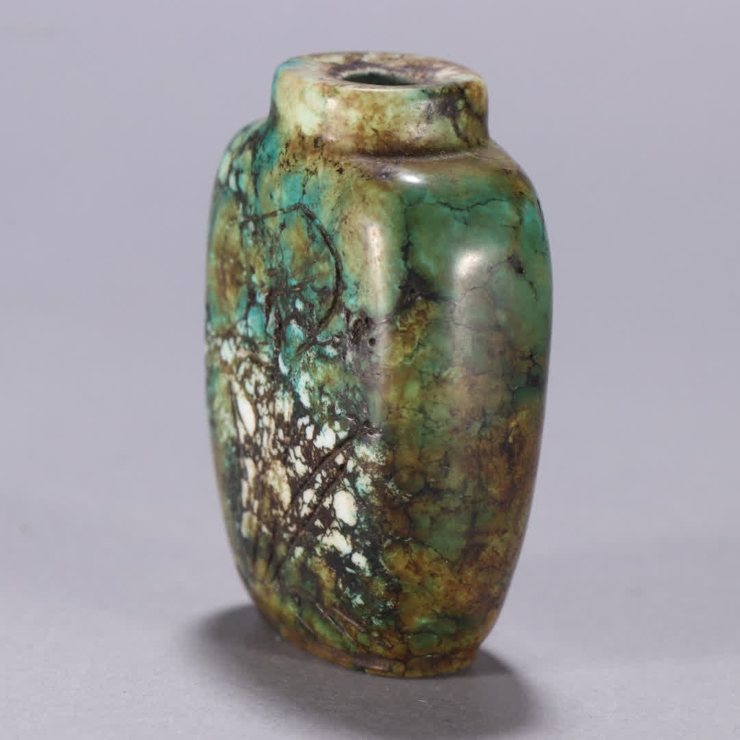 A turquoise lotus leaf-patterned snuff bottle - 6