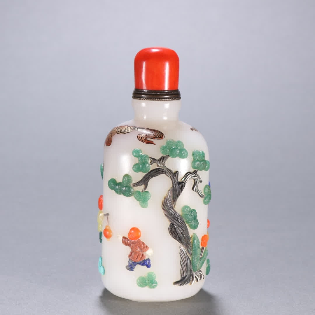 A Qing Dynasty Hetian jade inlaid with a hundred treasures child playing with a snuff bottle: Qing Dynasty Hetian jade inlaid with a hundred treasures child playing with a snuff bottle SIZE: H:11.9cm W:5.4cm W:353g (The Dimensions Of All Batches Are Manually Measured.If You Need More Detailed