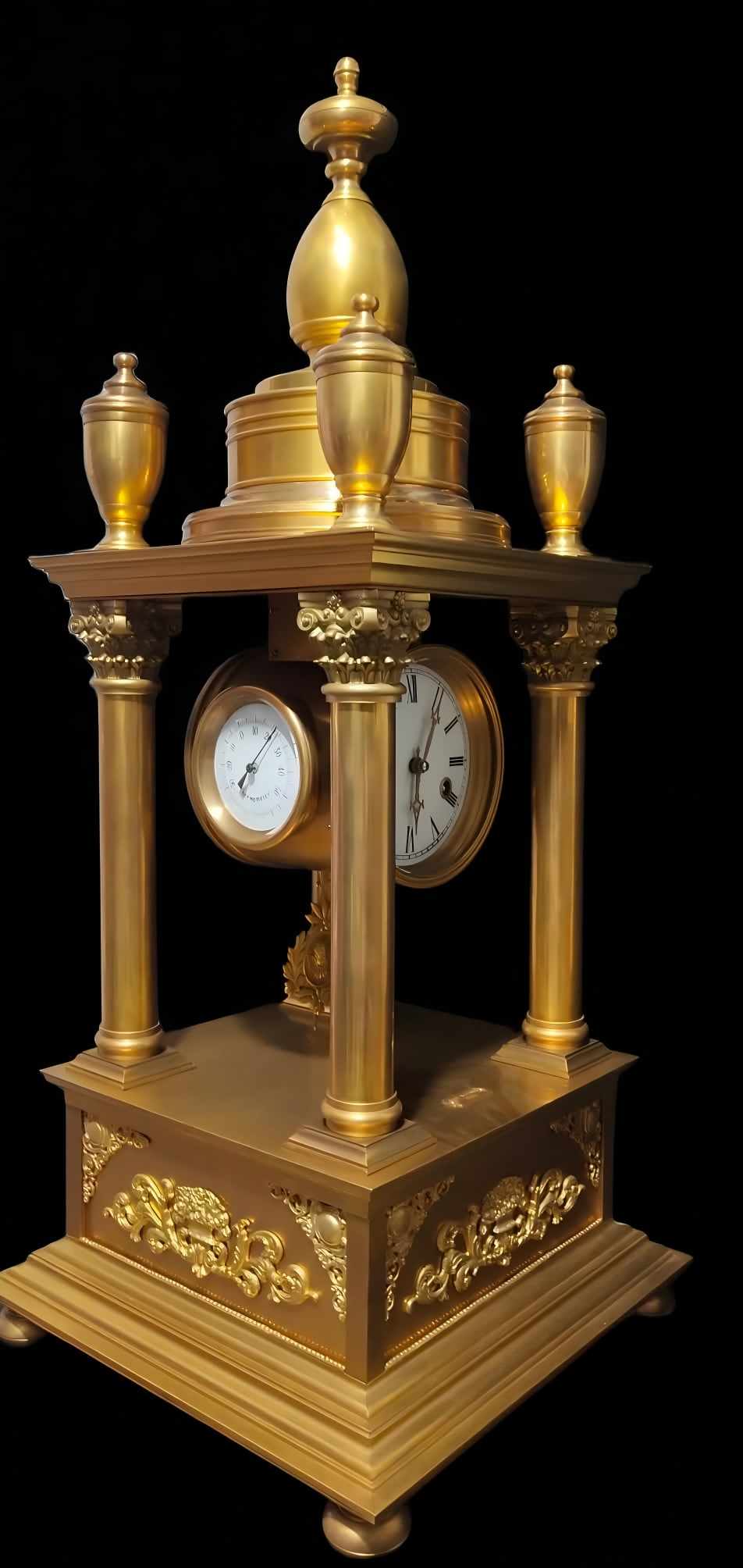 A late Qing dynasty gilded bronze mechanical table clock - 7