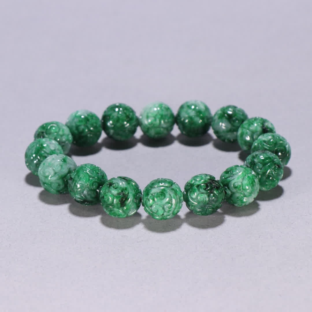 A Qing Dynasty jadeite patterned bracelet - 3