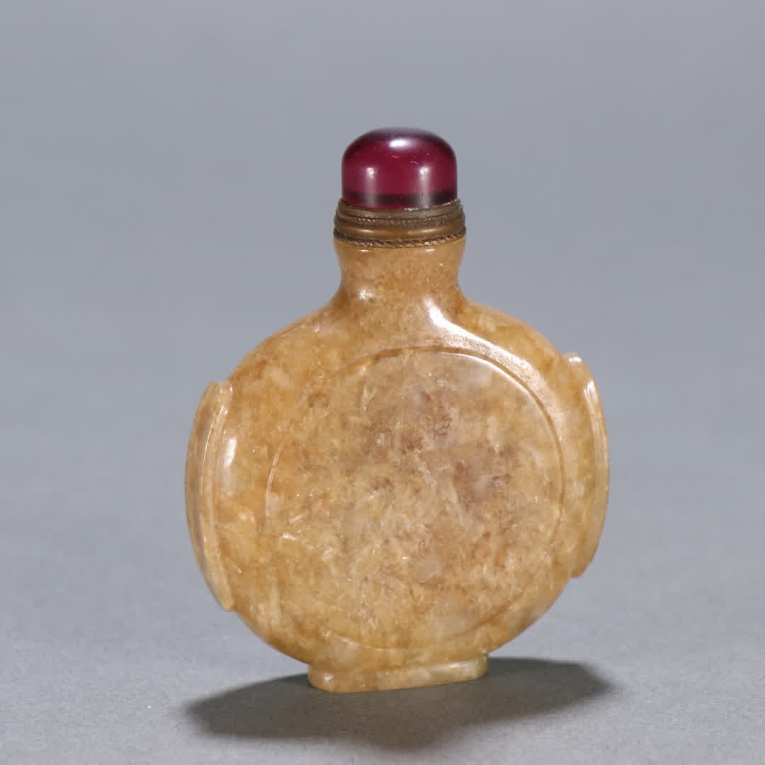 A Qing Dynasty jade snuff bottle - 5