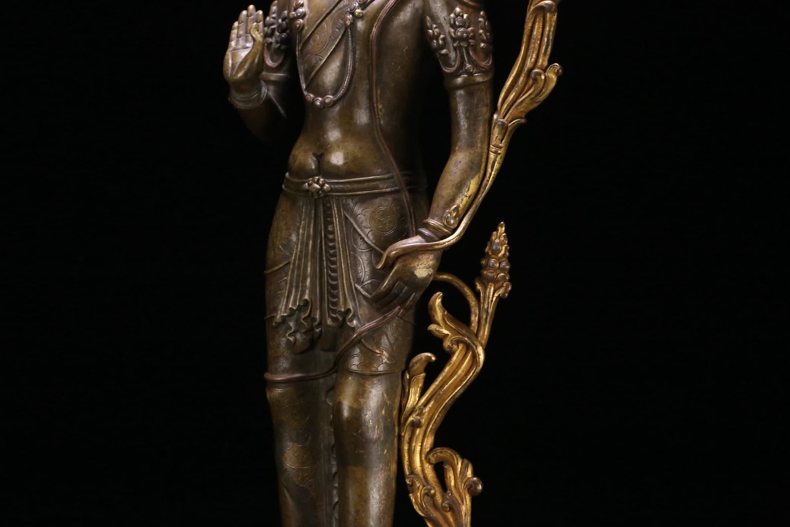 A 13th-century early Tibetan gilt bronze standing of Tara - 11