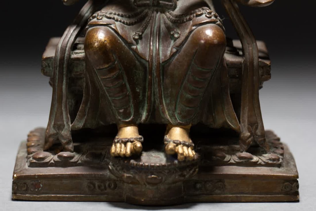 One Ming Dynasty bronze Buddha - 4