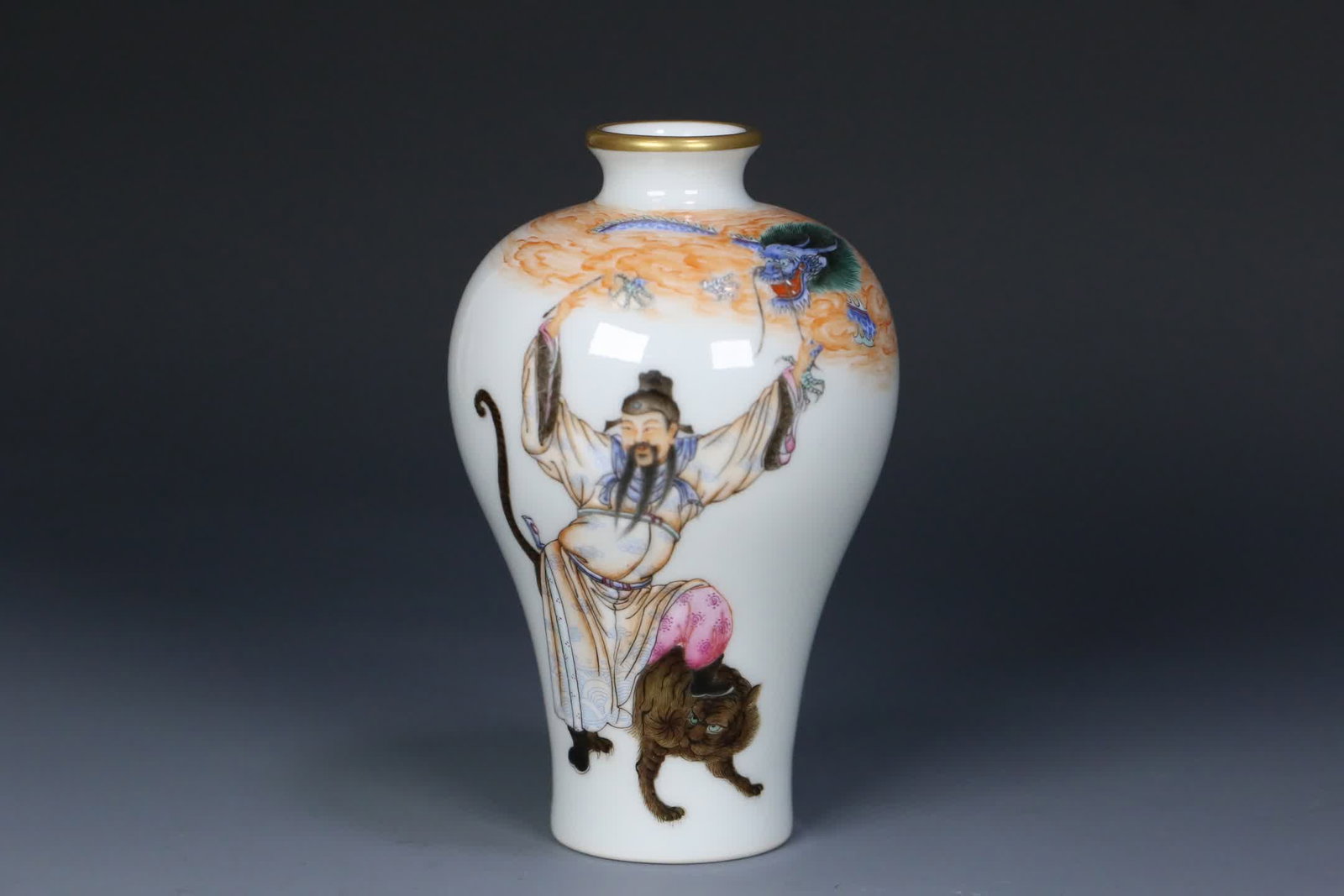A Qing Qianlong period official kiln famille rose figure story plum vase: Qing Dynasty Qianlong Period Official Kiln Famille Rose Figures Story Meiping Vase SIZE: 10.8x6.8cm (The Dimensions Of All Batches Are Manually Measured.If You Need More Detailed Information, Please