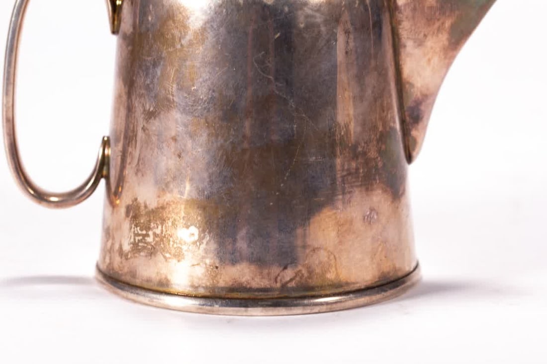 A Qing Dynasty silver teapot - 6
