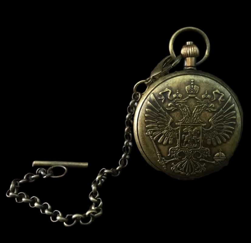 A late Qing dynasty double-leaf pure copper pocket watch: Late Qing Dynasty double-leaf pure copper pocket watch SIZE: D:55mm (The Dimensions Of All Batches Are Manually Measured.If You Need More Detailed Information, Please Contact Our Customer Service