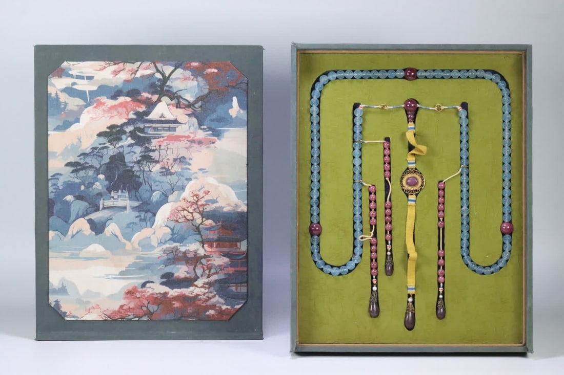 One overseas Qing Dynasty ruby with pearl saplings, sea blue sapphires, ruyi patterns, pearls, and: Overseas Qing Dynasty Ruby Pearl Separation Sea Blue Ruyi Pattern Pearl Morning Beads SIZE: 1.1cm W:315g (The Dimensions Of All Batches Are Manually Measured.If You Need More Detailed Information,