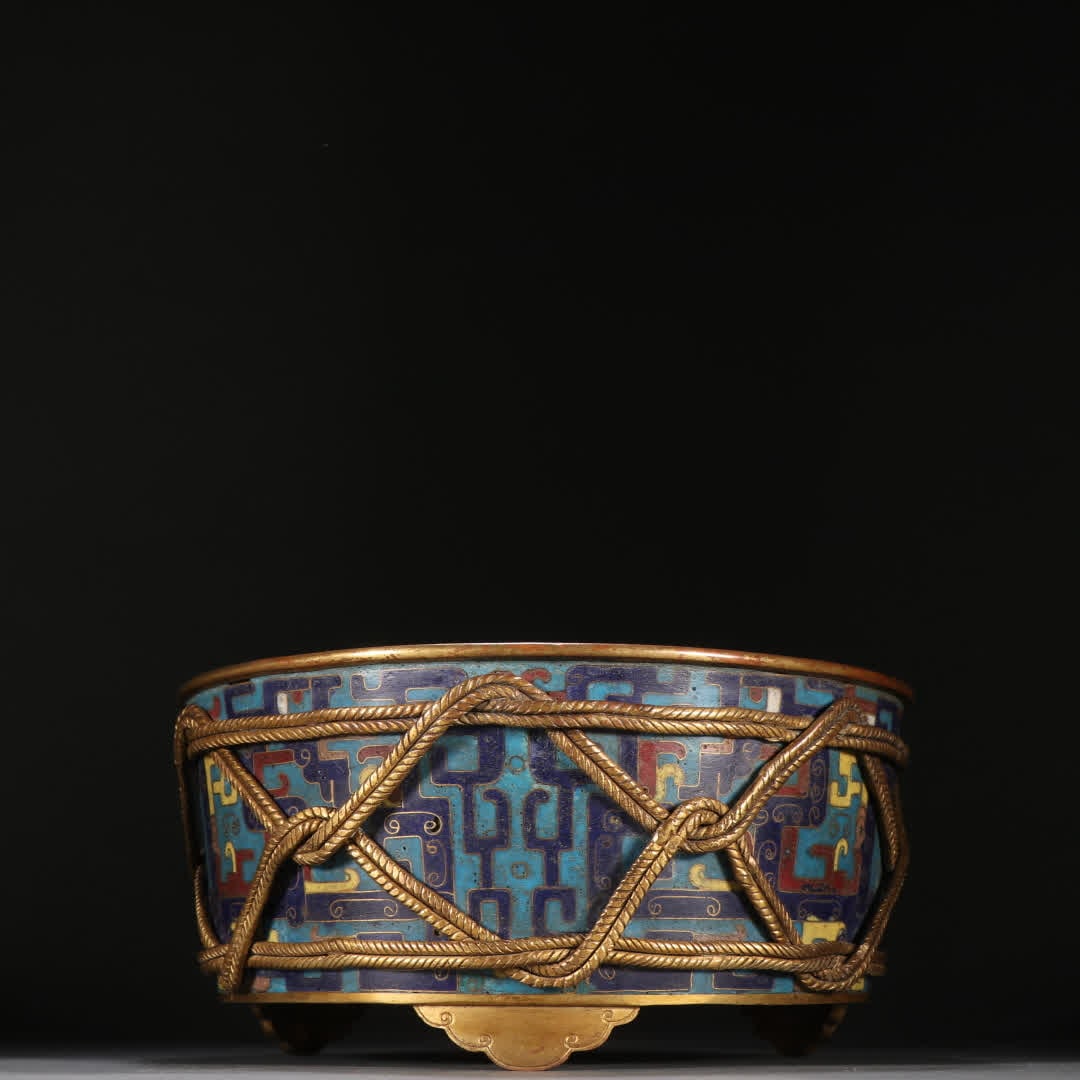 A Qing Dynasty copper gilt cloisonne tray (1 of 9)