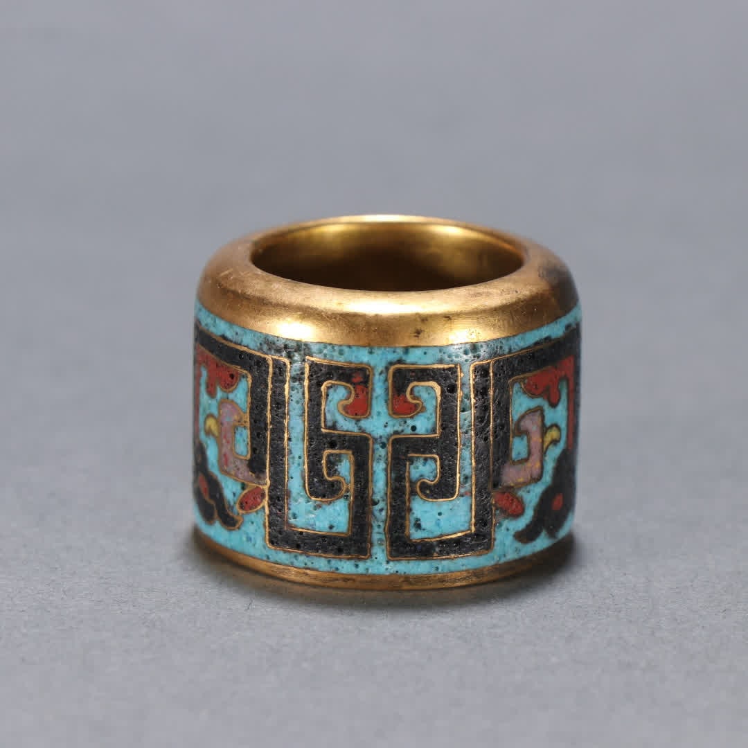 A copper gilt cloisonne thumb ring - 2
