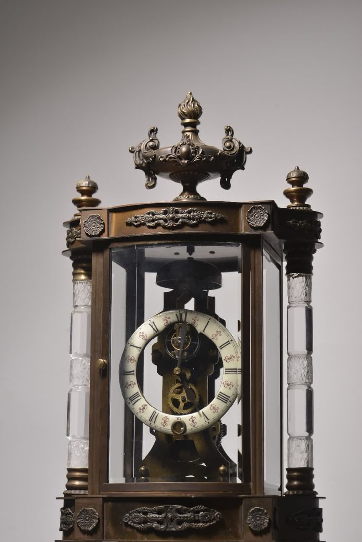A German brass crystal-inlaid four-ming clock - 9