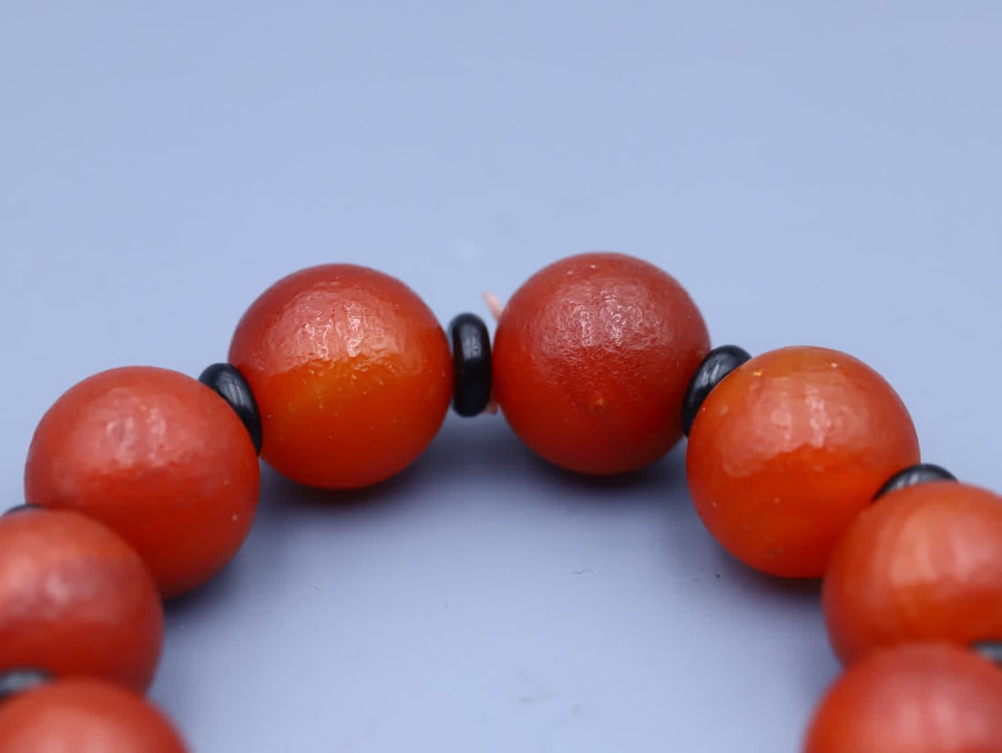 A Qing Dynasty red agate bead bracelet - 7