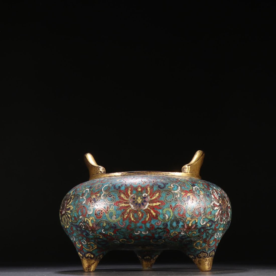One copper cloisonne incense burner with entwined lotus patterns: Bronze-bodied cloisonne incense burner with entwined lotus patterns SIZE: H:13cm W:17cm W:1939.8g (The Dimensions Of All Batches Are Manually Measured.If You Need More Detailed Information, Please