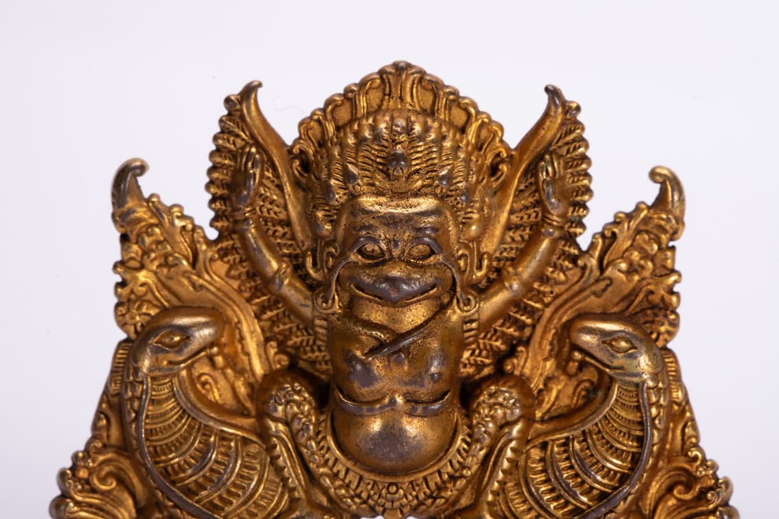 A Qing Dynasty bronze gilt plaque - 2