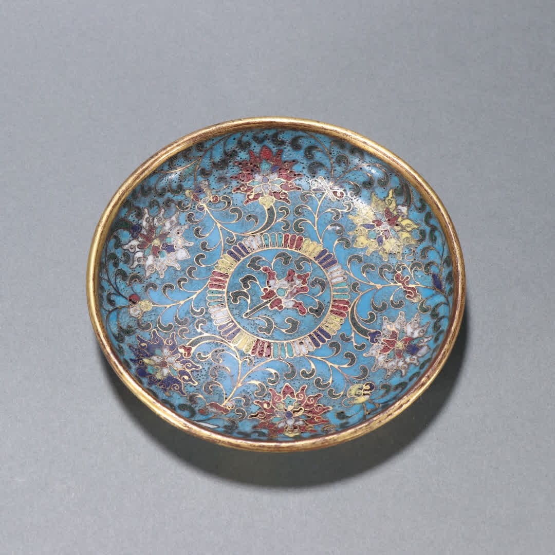 A bronze gilt cloisonne plate with lotus motif: Bronze gilt cloisonne lotus pattern plate SIZE: H:1.9cm W:11.8cm W:240g (The Dimensions Of All Batches Are Manually Measured.If You Need More Detailed Information, Please Contact Our Customer Service