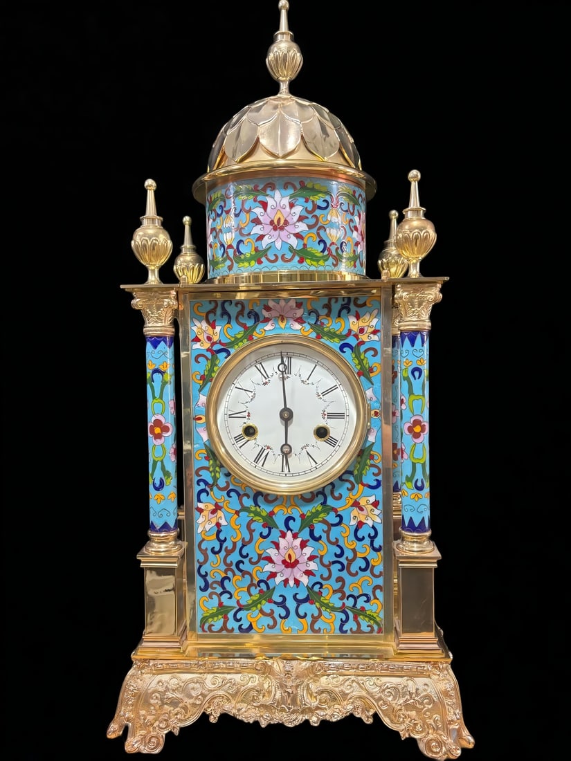 A late Qing dynasty bronze gilt enamel castle clock chiming clock: A late Qing dynasty bronze gilt enamel castle chime SIZE: H:72cm W:34cm T:25cm Weight: 18kg (The Dimensions Of All Batches Are Manually Measured.If You Need More Detailed Information, Please Contact