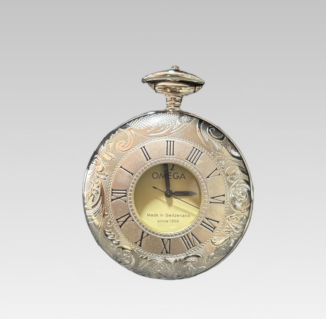 A Omega Shell Hunt pocket watch: Omega Shell Hunting pocket watch SIZE: D: Approximately 50mm (The Dimensions Of All Batches Are Manually Measured.If You Need More Detailed Information, Please Contact Our Customer Service Before