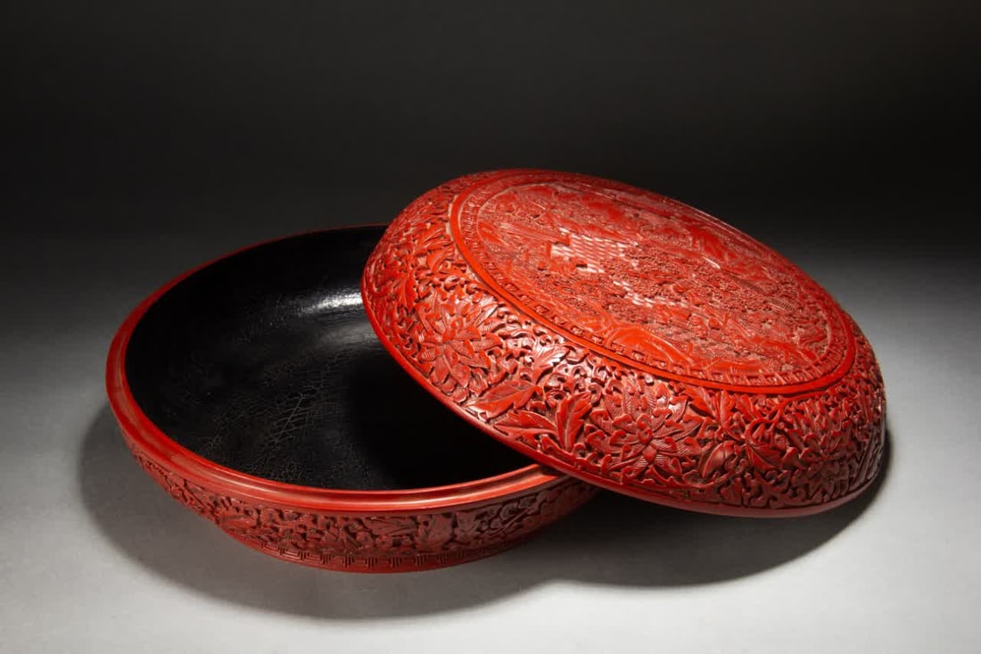 A Qing Dynasty carved red chest - 4
