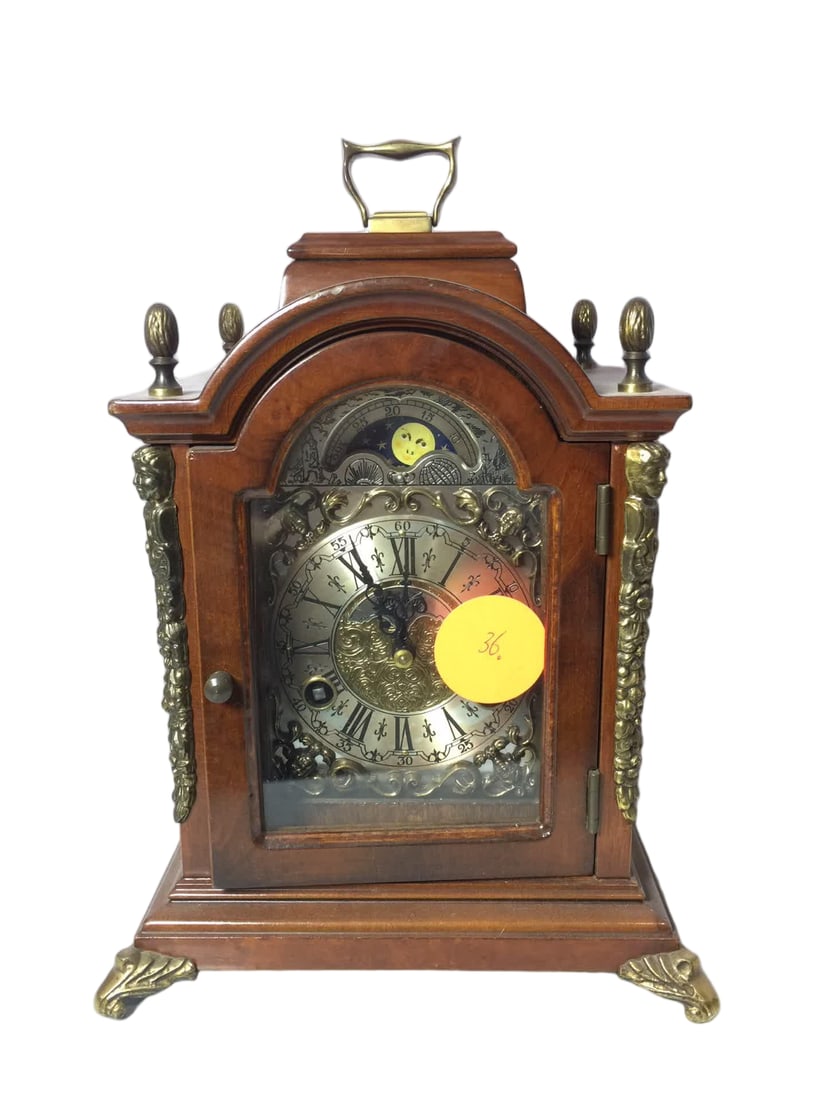 A wooden table clock from the late Qing dynasty: A late Qing wooden mantel clock SIZE: 190x130x290mm (The Dimensions Of All Batches Are Manually Measured.If You Need More Detailed Information, Please Contact Our Customer Service Before Bidding.)