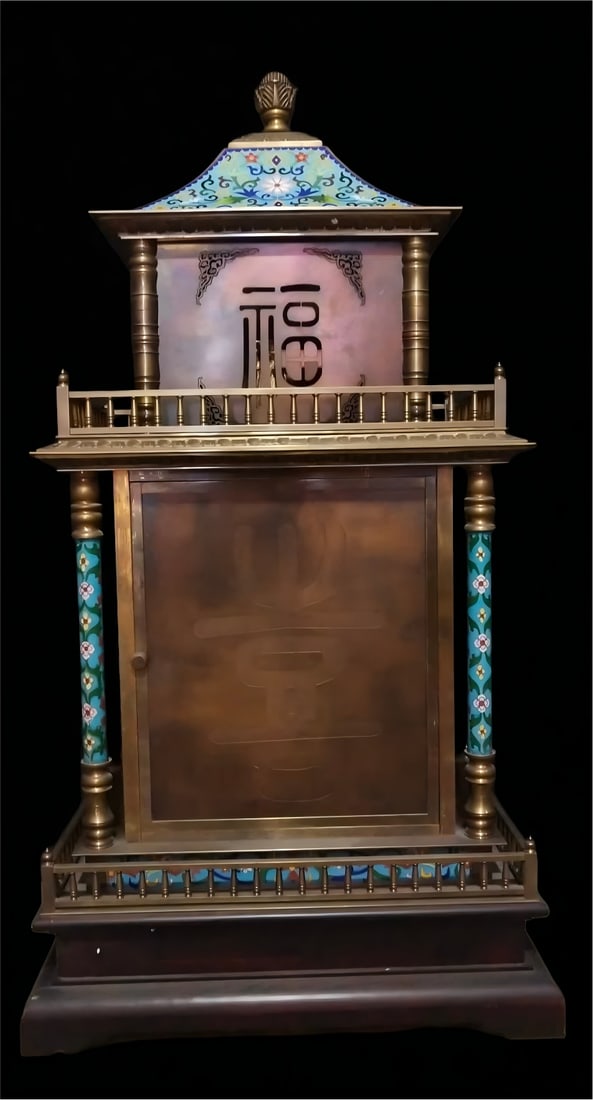 A late Qing dynasty cloisonne mechanical five-tone table clock (1 of 9)
