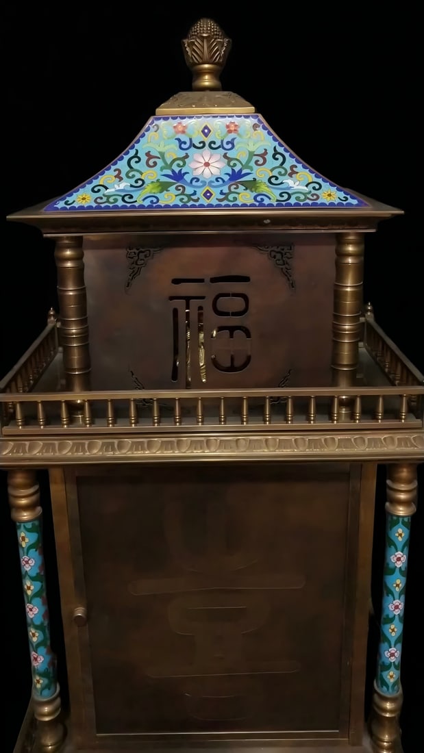 A late Qing dynasty cloisonne mechanical five-tone table clock - 2