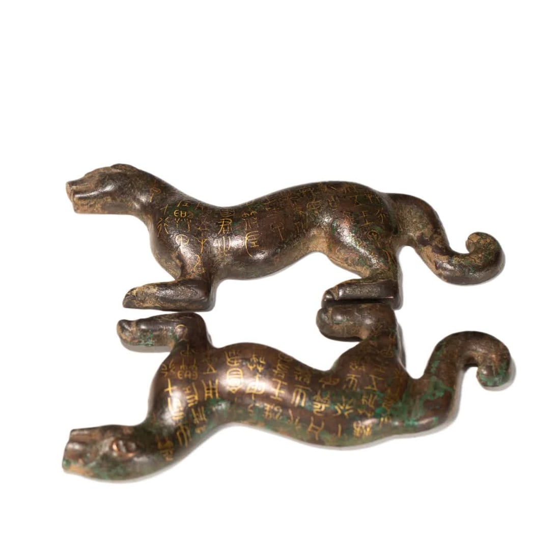 One Han Dynasty gold and silver tiger tally: Han dynasty tiger tally inlaid with gold and silver SIZE: L:12cm W:4.5cm W:340g (The Dimensions Of All Batches Are Manually Measured.If You Need More Detailed Information, Please Contact Our Customer 