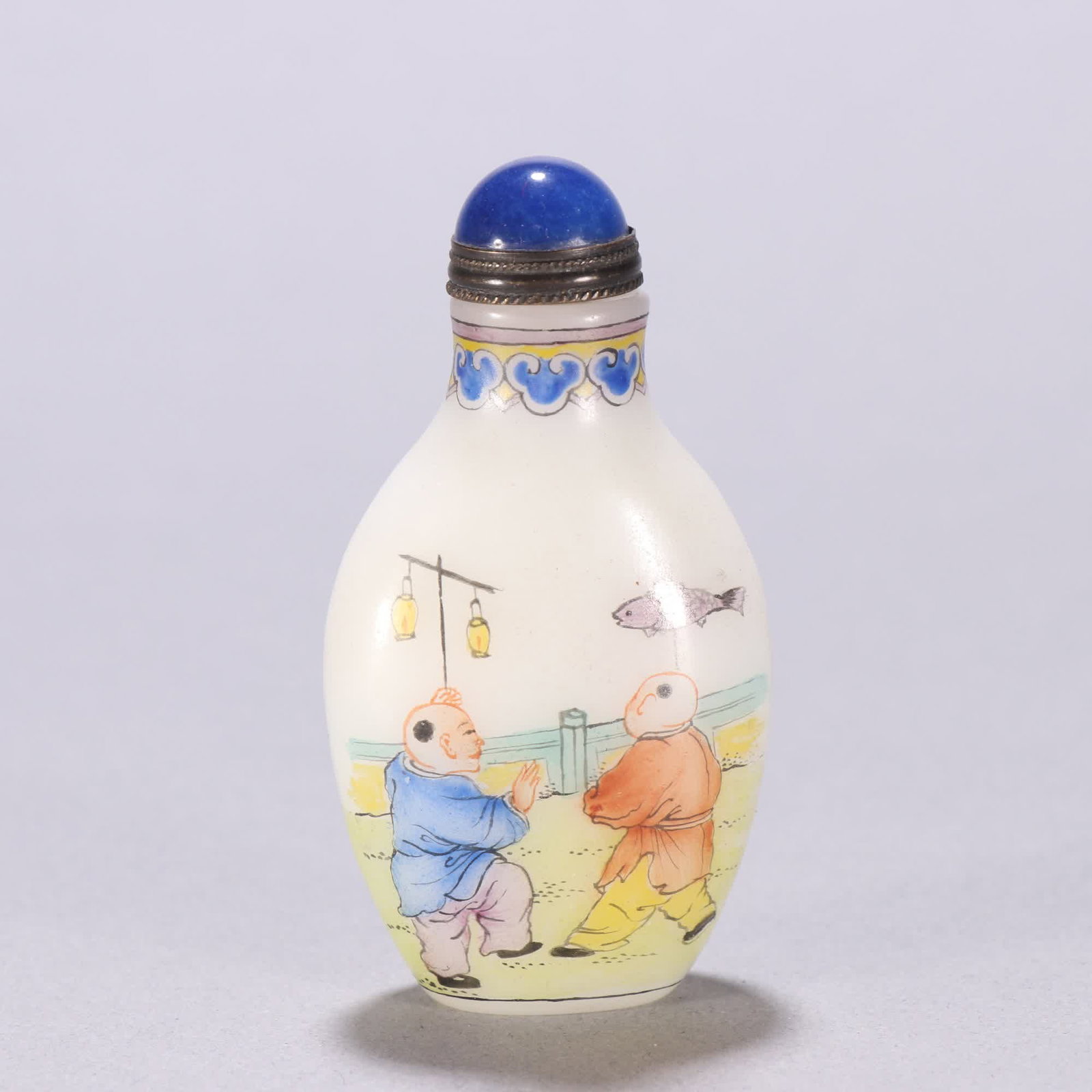 A Qing Dynasty pottery painting of an enamel boy playing with a snuff bottle: Qing Dynasty Liaoqi painting: enamel boys playing with snuff bottles SIZE: H:7cm W:3.6cm W:51.8g (The Dimensions Of All Batches Are Manually Measured.If You Need More Detailed Information, Please Cont