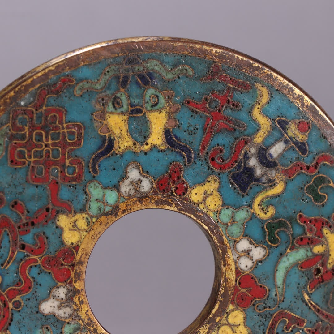 One copper-inlaid cloisonne coin - 7