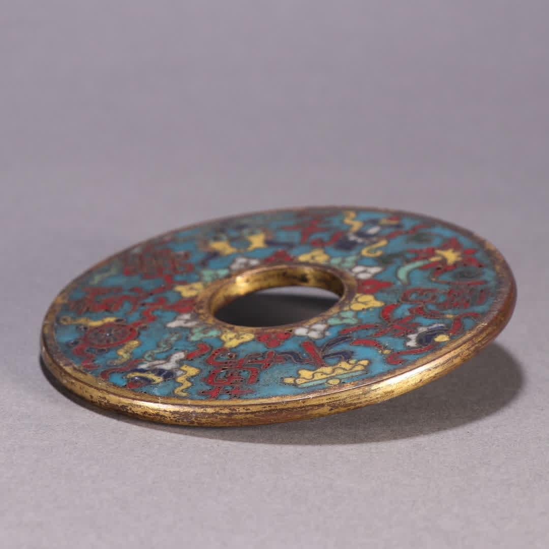 One copper-inlaid cloisonne coin - 9