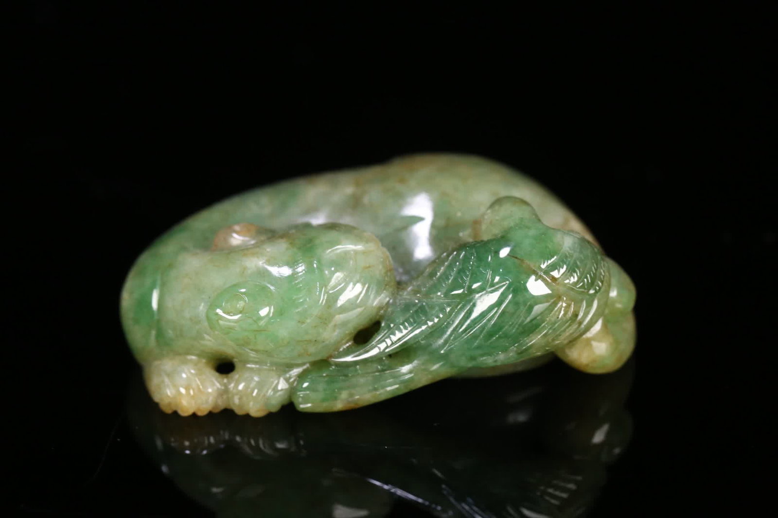 An old jadeite auspicious beast carving - 2