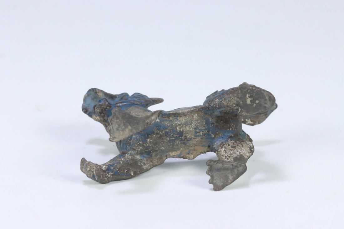 A bronze auspicious beast ornament - 7