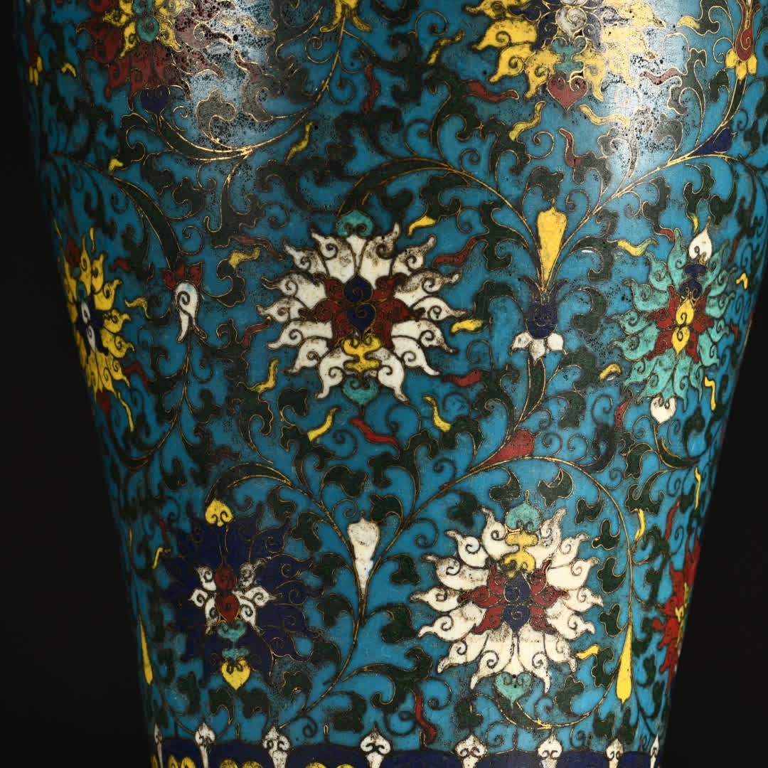 A copper-bodied cloisonne vase - 2