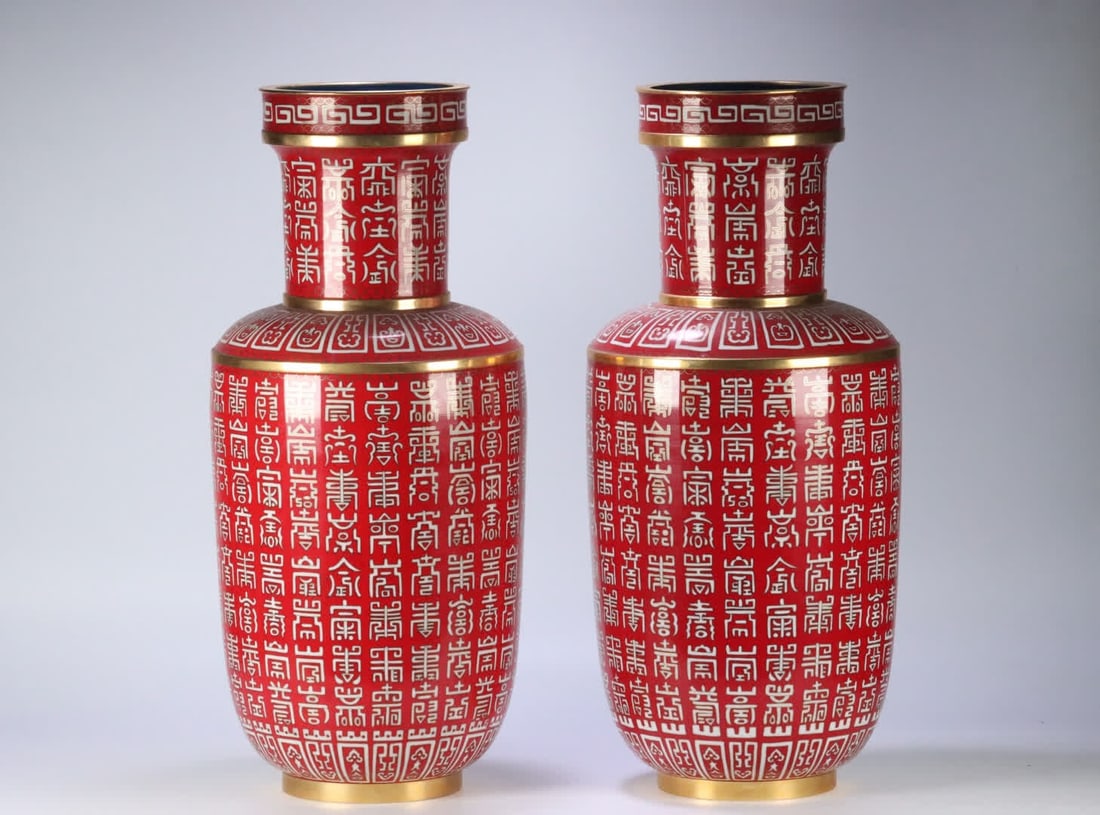 A pair of Keepsaurus vase featuring cloisonne and longevity patterns for collections and displays: Collection and display: A pair of cloisonne Baishou-patterned vases SIZE: 52.5x23cm W:9600g (The Dimensions Of All Batches Are Manually Measured.If You Need More Detailed Information, Please Contact