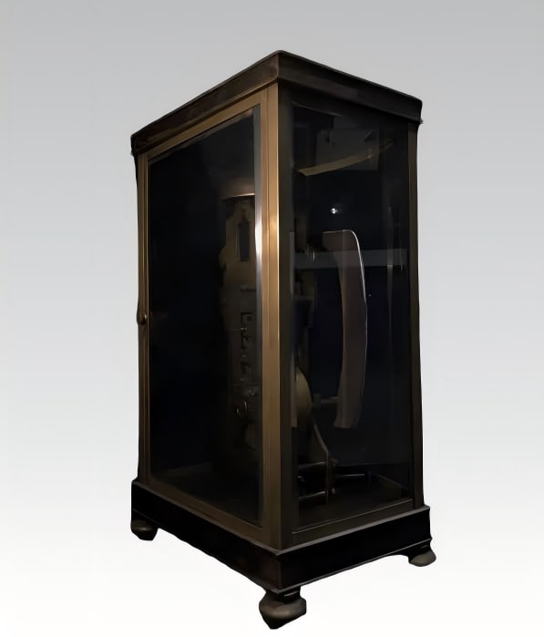 A late Qing Heng-style clock - 6