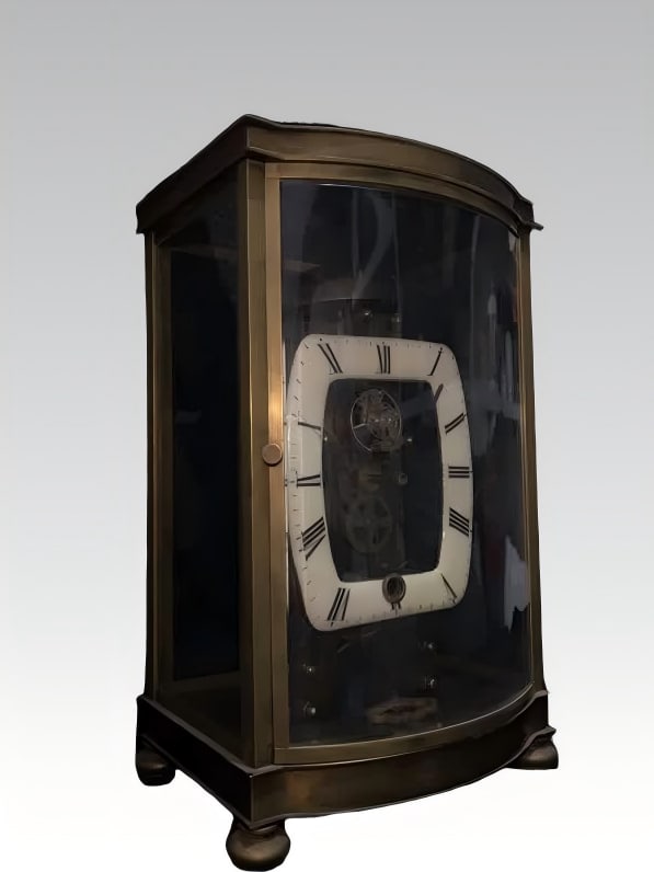 A late Qing Heng-style clock - 8