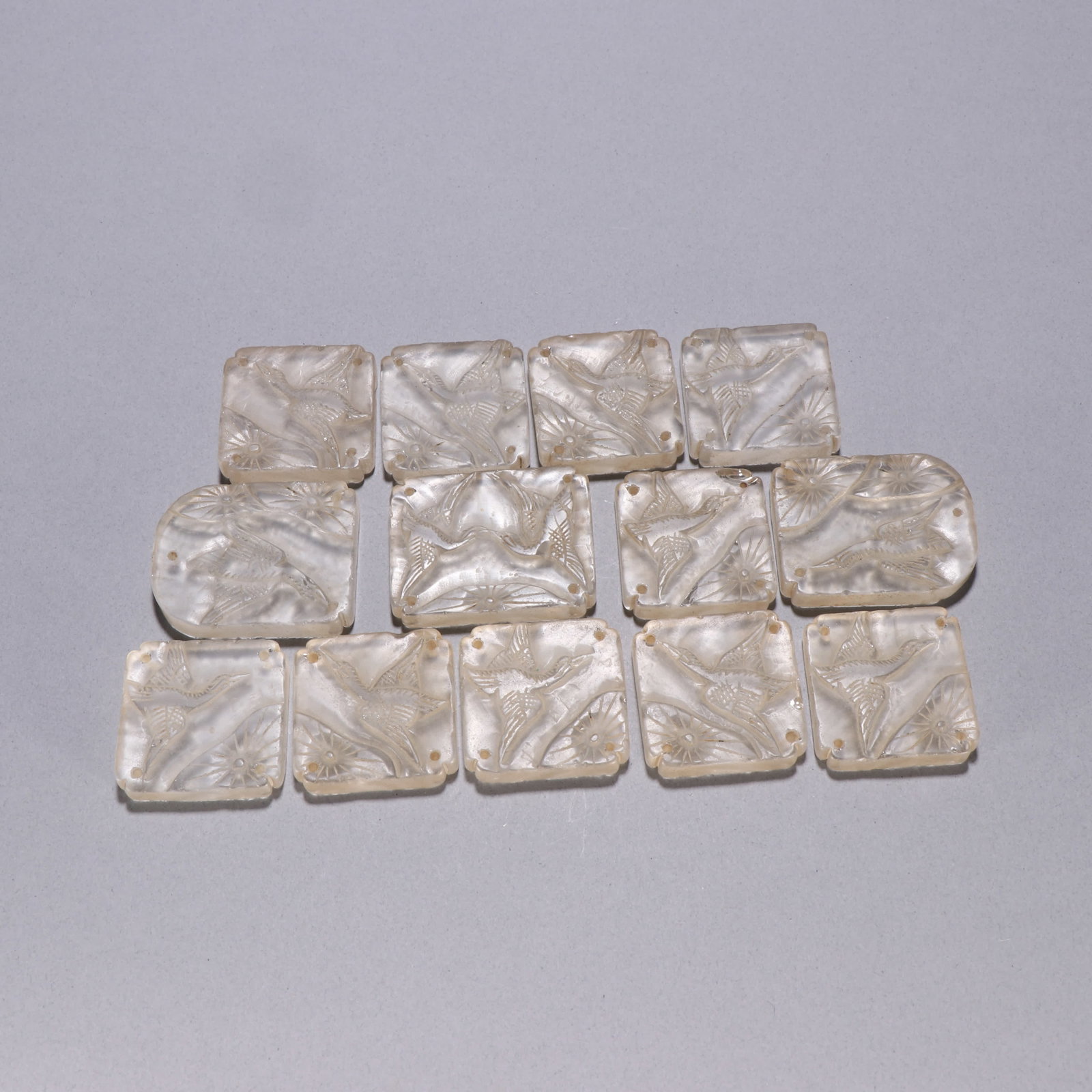 A set of Qing dynasty glazed tiles with "one route and one technique" with boards: Qing Dynasty Liuli 'Yilu Lian Ke' with a set of boards SIZE: H:4.7cm W:3.7cm Each W:42g (The Dimensions Of All Batches Are Manually Measured.If You Need More Detailed Information, Please Contact Our