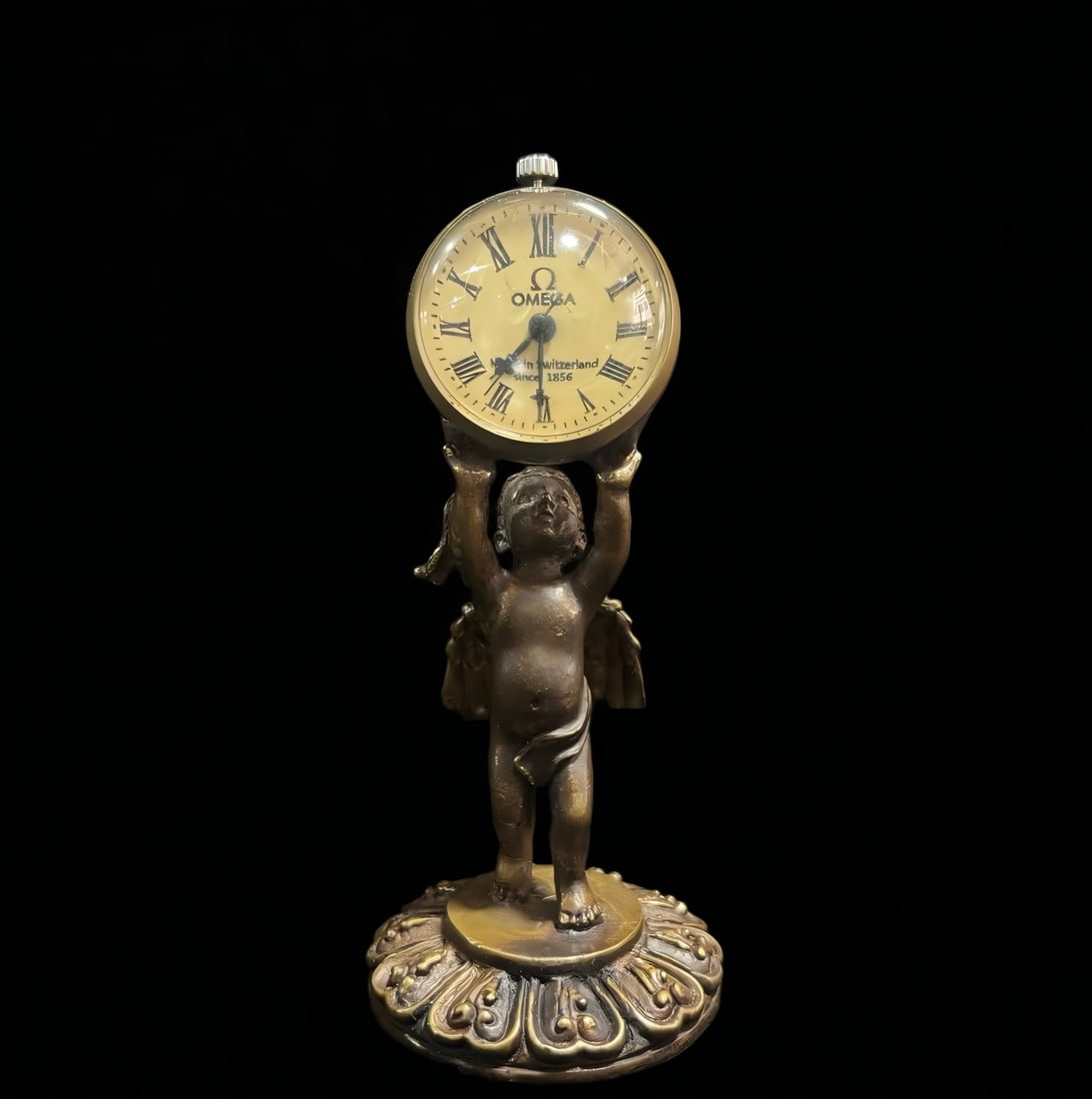 A late Qing Angel crystal ball watch: Late Qing Angel Crystal Ball Watch SIZE: H:10cm (The Dimensions Of All Batches Are Manually Measured.If You Need More Detailed Information, Please Contact Our Customer Service Before Bidding.)