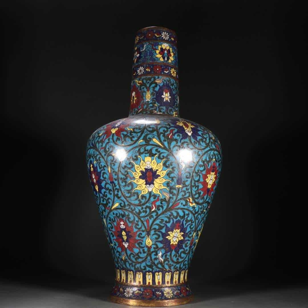 A Ming Dynasty copper gilt cloisonne vase with entwined lotus patterns: Ming Dynasty copper gilt cloisonne entwined lotus pattern vase SIZE: H:50cm W:24.8cm W:3893.1g (The Dimensions Of All Batches Are Manually Measured.If You Need More Detailed Information, Please