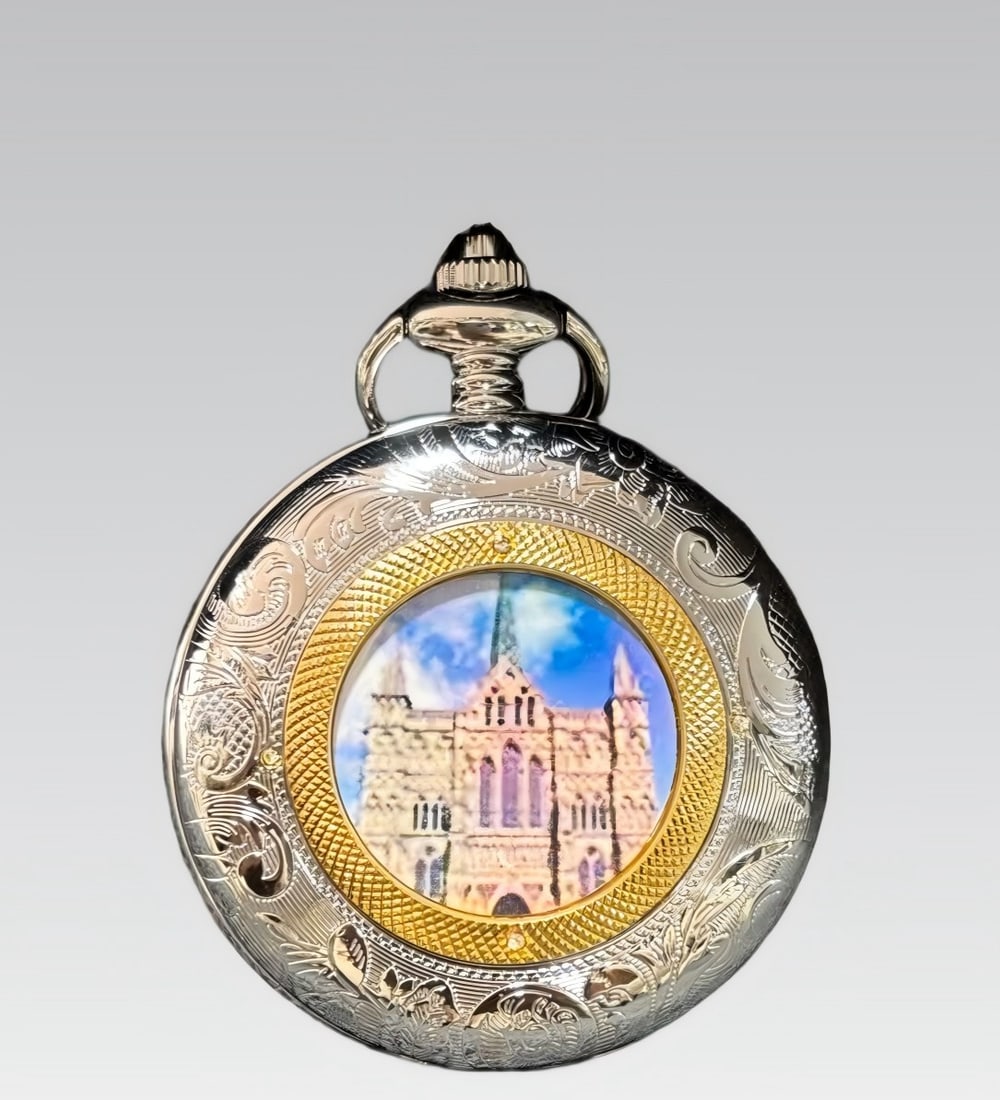 A European-style cathedral-themed pocket watch with a scenic view: European-style cathedral-themed pocket watch SIZE: D: Approximately 50mm (The Dimensions Of All Batches Are Manually Measured.If You Need More Detailed Information, Please Contact Our Customer