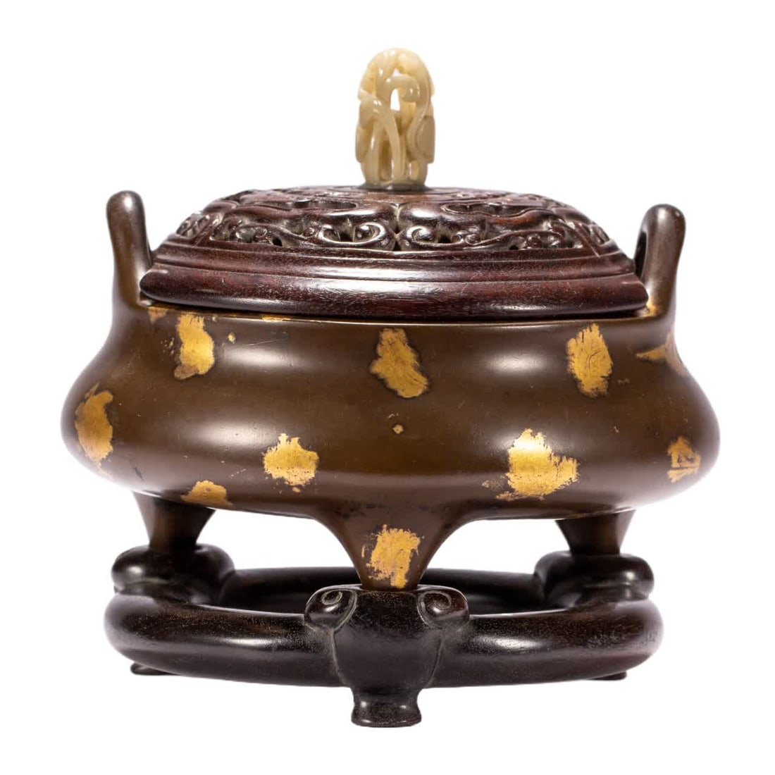 A Qing Dynasty bronze gold-inlaid incense burner: Qing Dynasty bronze gold-inlaid incense burner SIZE: L:15cm W:15cm H:17cm W:1740g (The Dimensions Of All Batches Are Manually Measured.If You Need More Detailed Information, Please Contact Our