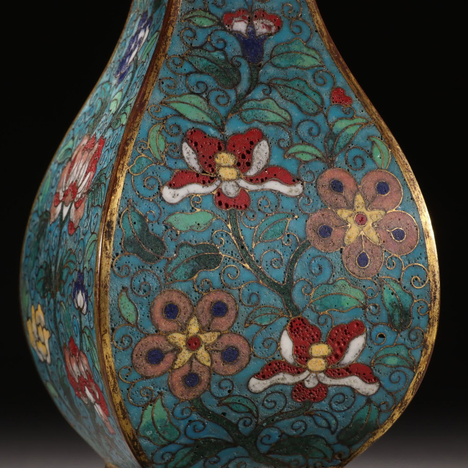 One Ming Dynasty: cloisonne patterned halberd-handled vase - 5