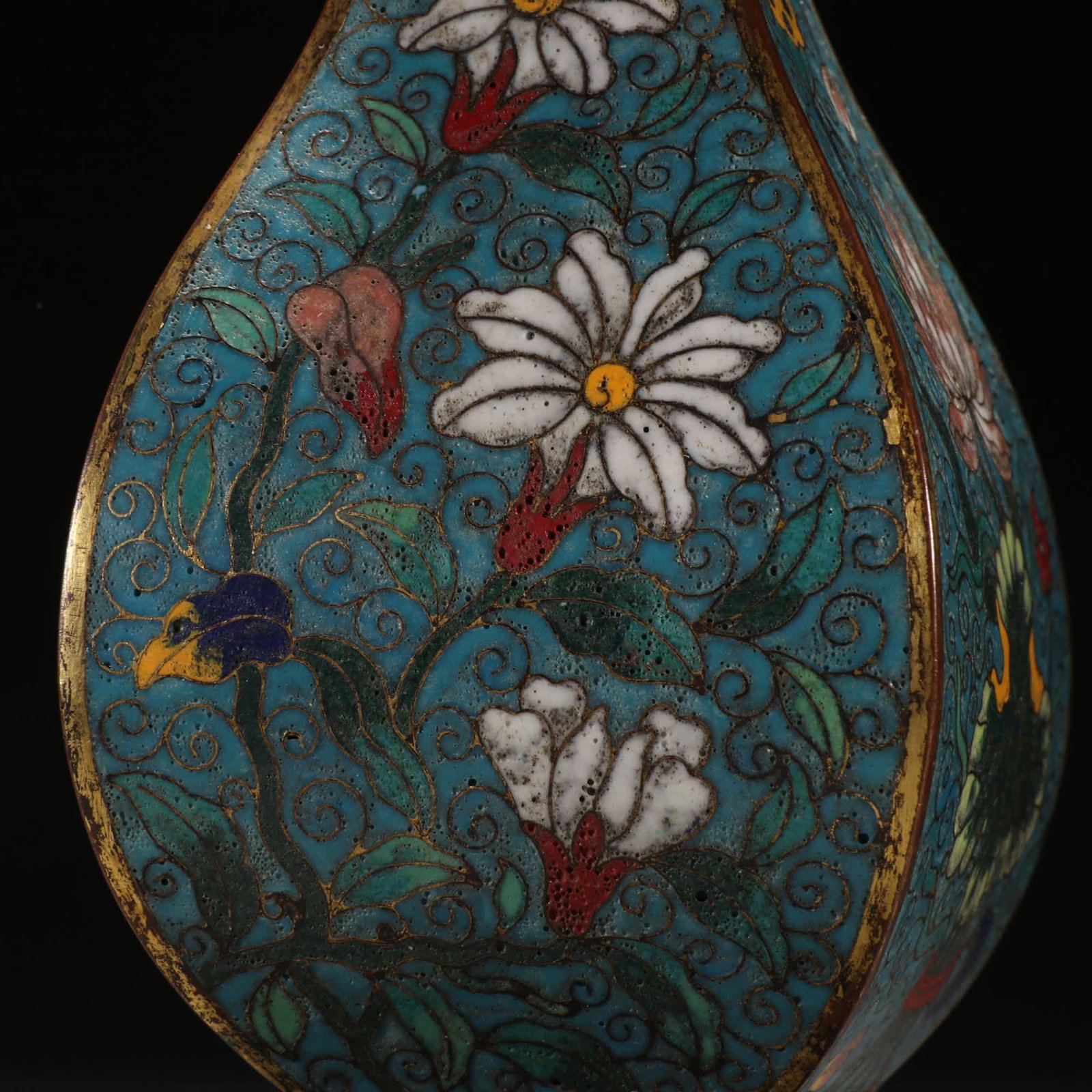 One Ming Dynasty: cloisonne patterned halberd-handled vase - 7