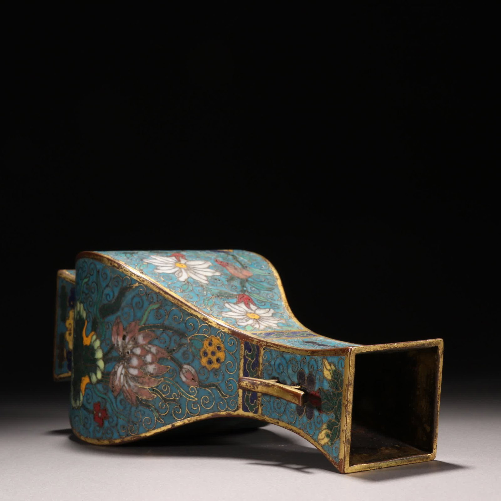 One Ming Dynasty: cloisonne patterned halberd-handled vase - 8