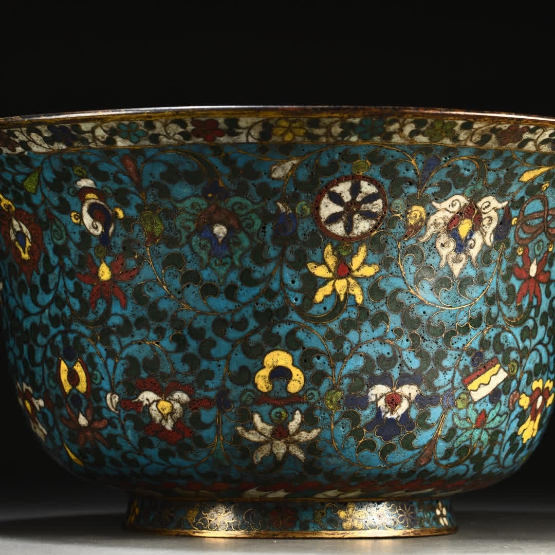 A large Ming dynasty cloisonne bowl - 2