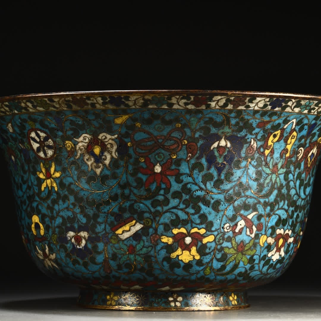 A large Ming dynasty cloisonne bowl - 4