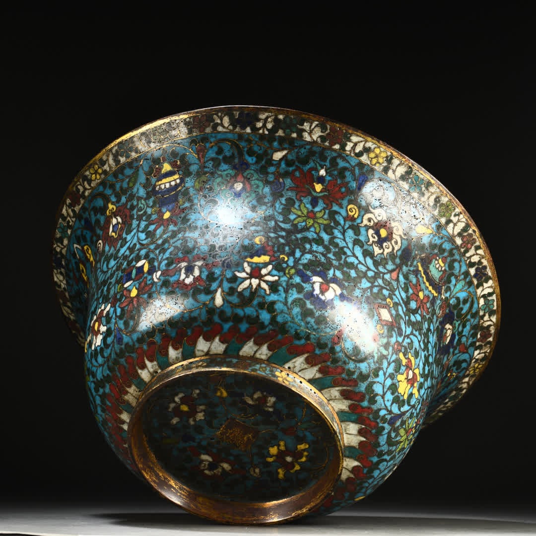 A large Ming dynasty cloisonne bowl - 8