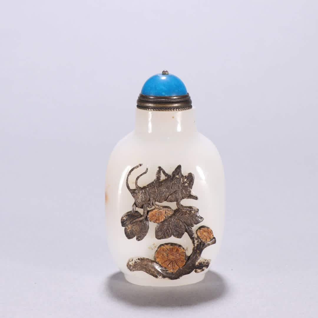 A Qing Dynasty agate "Feihuang Tengda" snuff bottle: Qing Dynasty Agate "Rising to Success" snuff bottle SIZE: H:7.3cm W:4.1cm W:66.1g (The Dimensions Of All Batches Are Manually Measured.If You Need More Detailed Information, Please Contact Our Custome