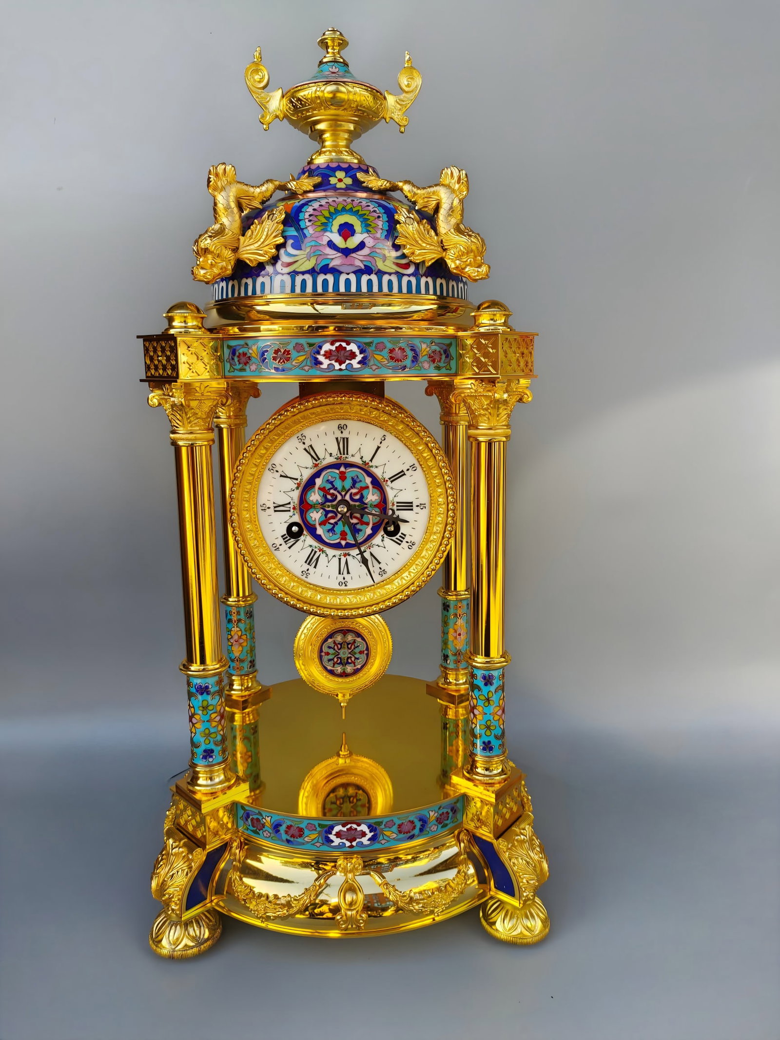 A late Qing cloisonne gilt round pavilion clock: Late Qing cloisonne gilt round pavilion bell SIZE: 30x30x62cm (The Dimensions Of All Batches Are Manually Measured.If You Need More Detailed Information, Please Contact Our Customer Service Before