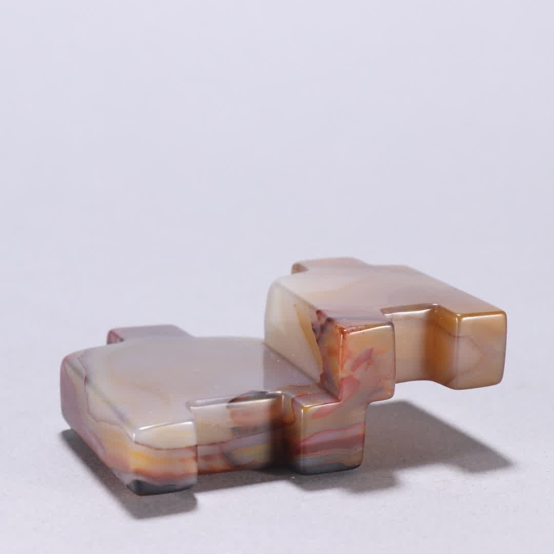 A Qing Dynasty agate double-linked snuff bottle - 9
