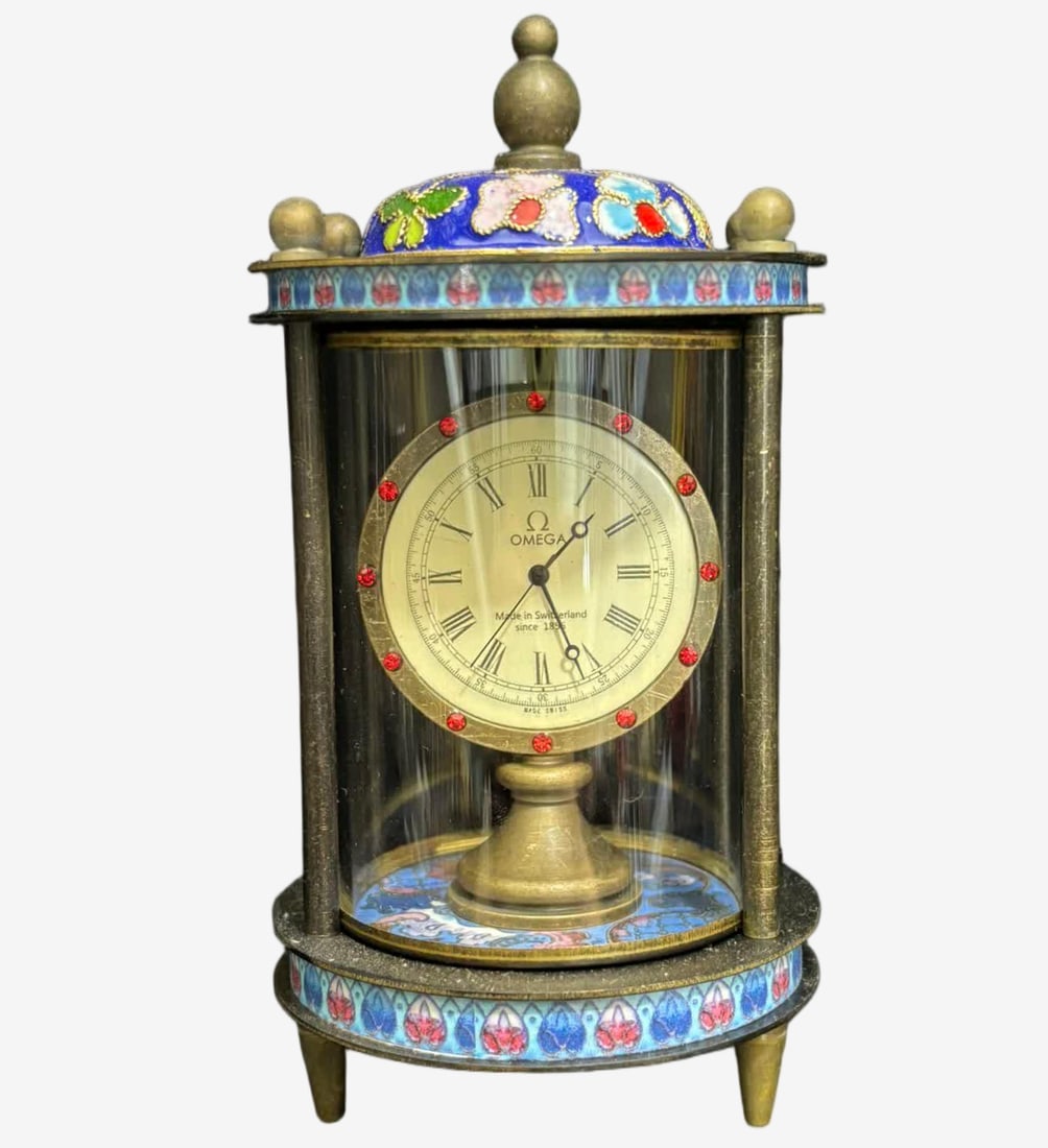 A late Qing dynasty cloisonne hand clock